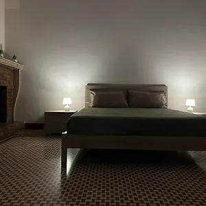 Palazzo Dei Pavoni Brindisi